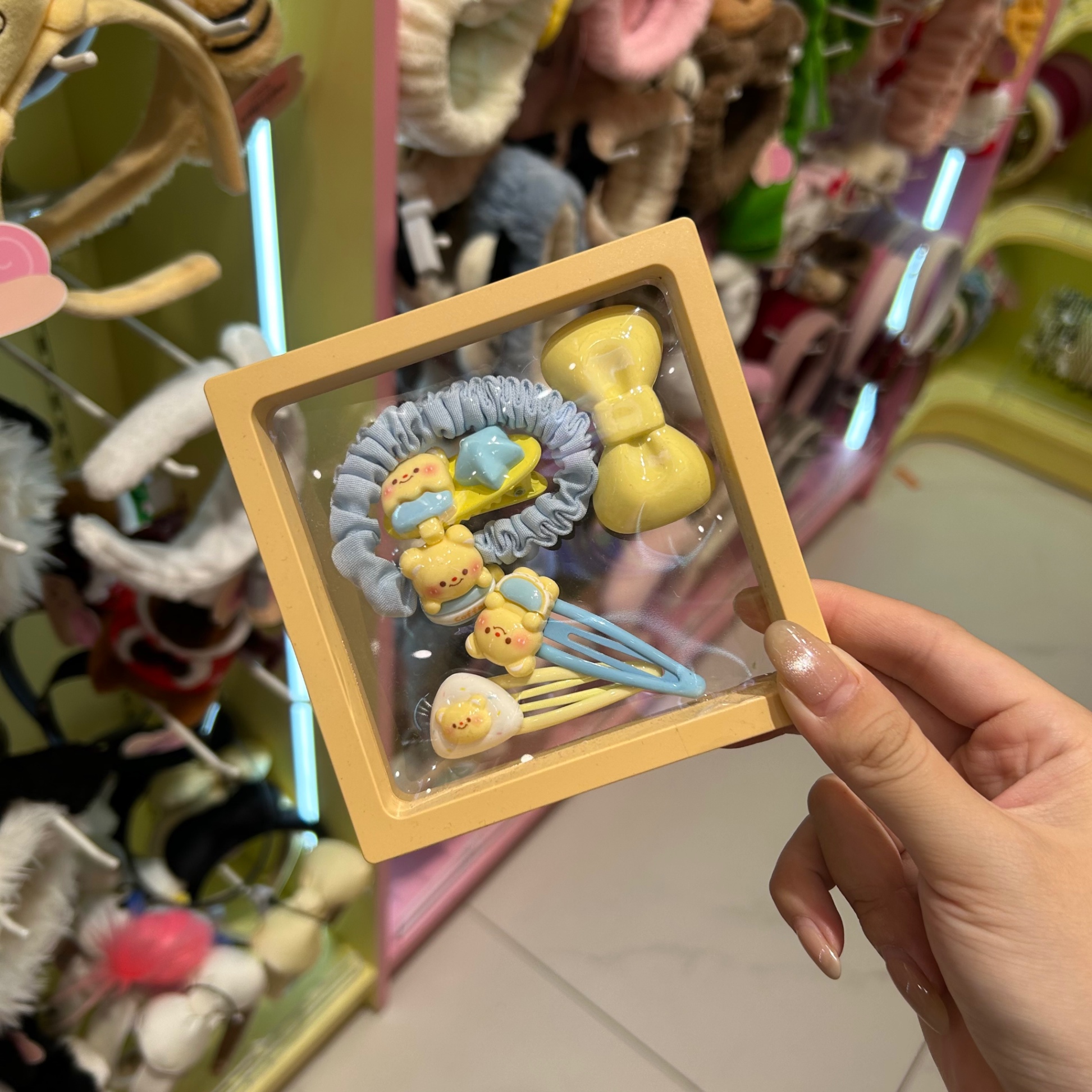 Hộp chun + kẹp tóc Cheese bear