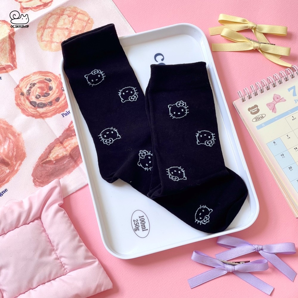 Tất cao cổ Hello Kitty