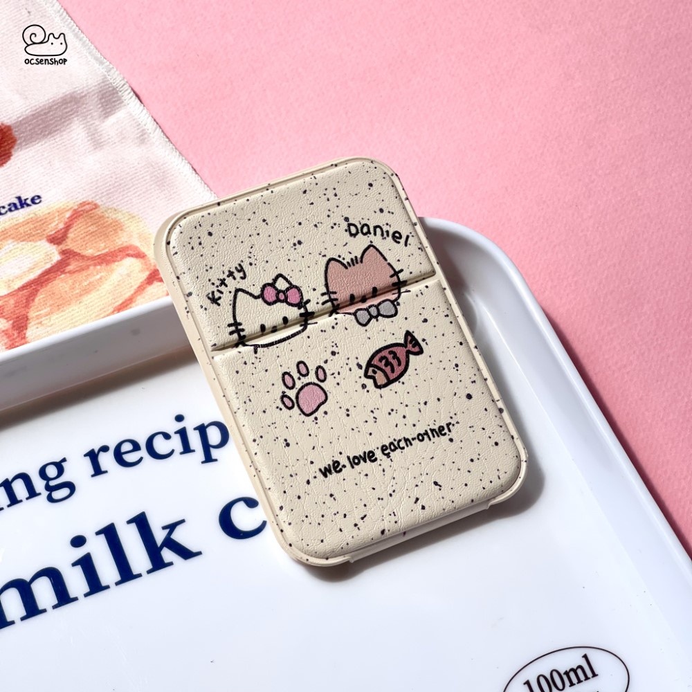 Gương gập bọc da Cartoon nền be