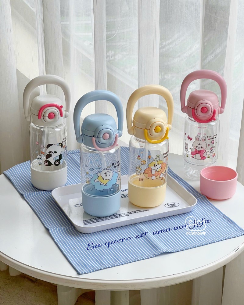 Bình nước nhựa Động vật có quai xách (700ml)