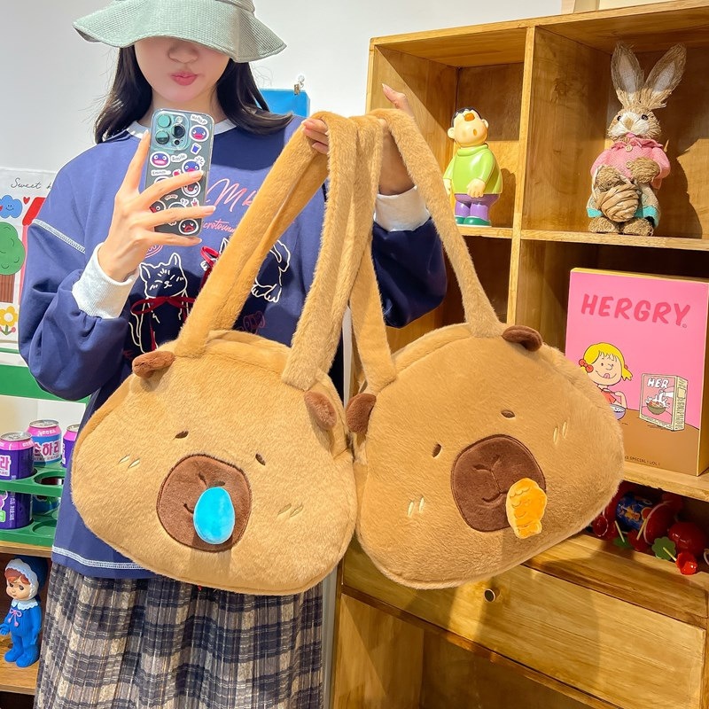 Túi đeo bông Capybara