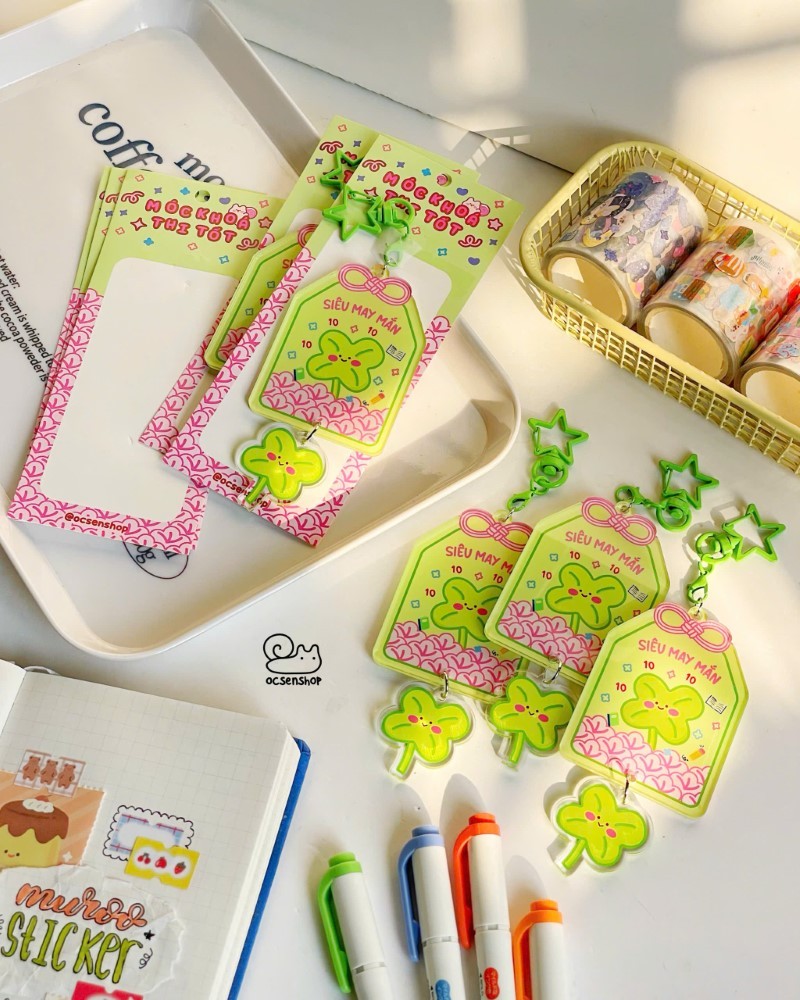 Móc khóa Thi tốt