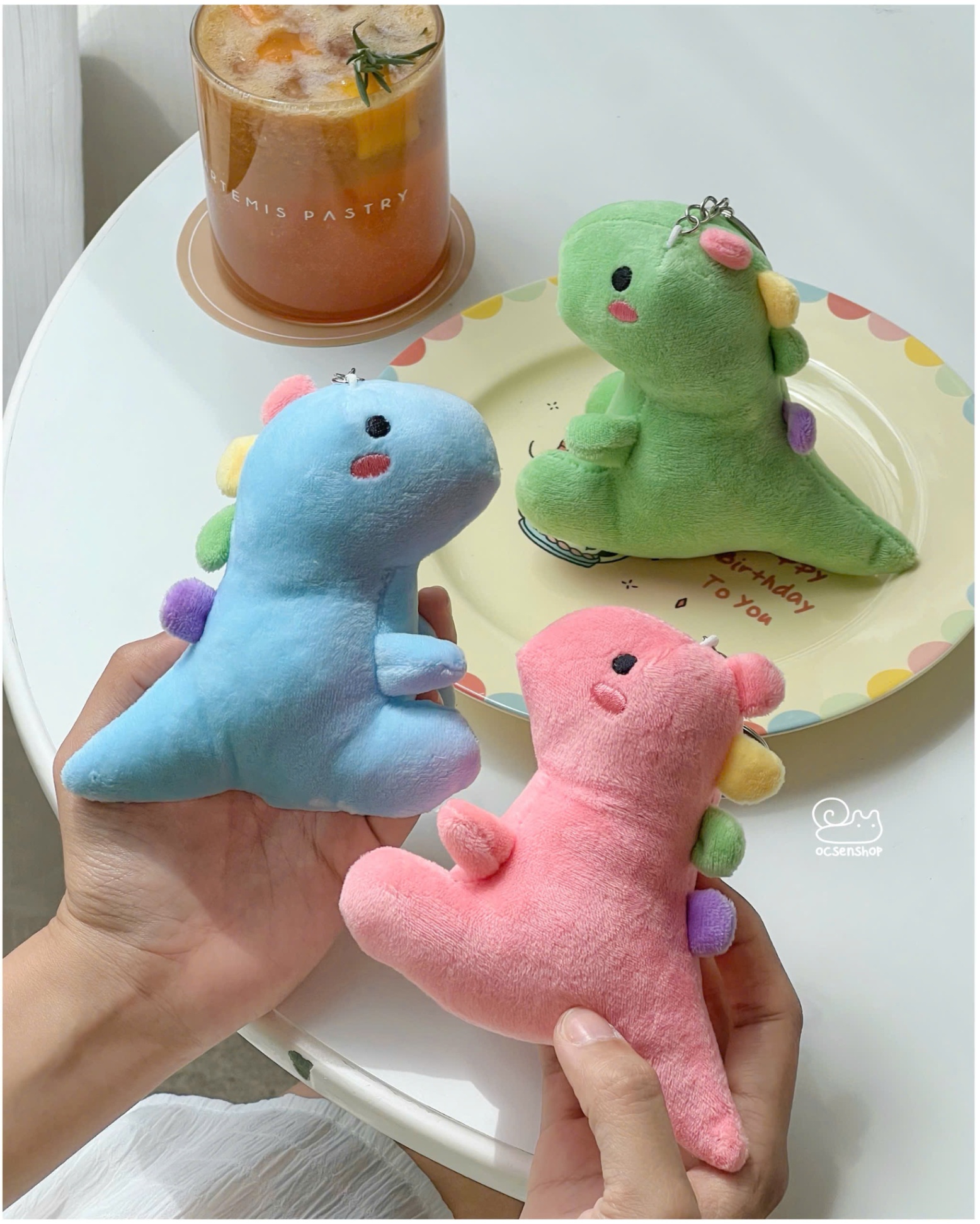 Moc khoa bong Khung long bom nhieu mau (11cm)