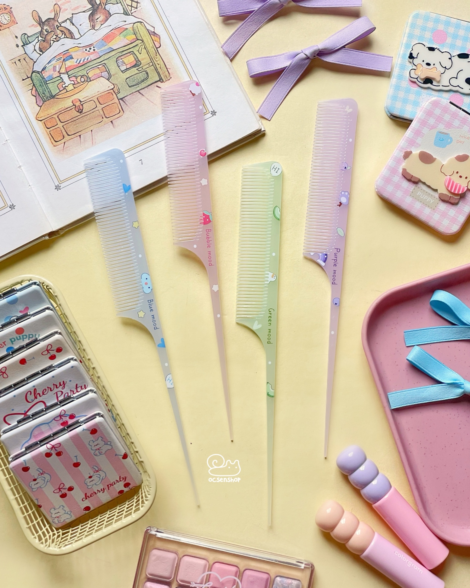 Lược cầm tay Color mood có cán rẽ ngôi