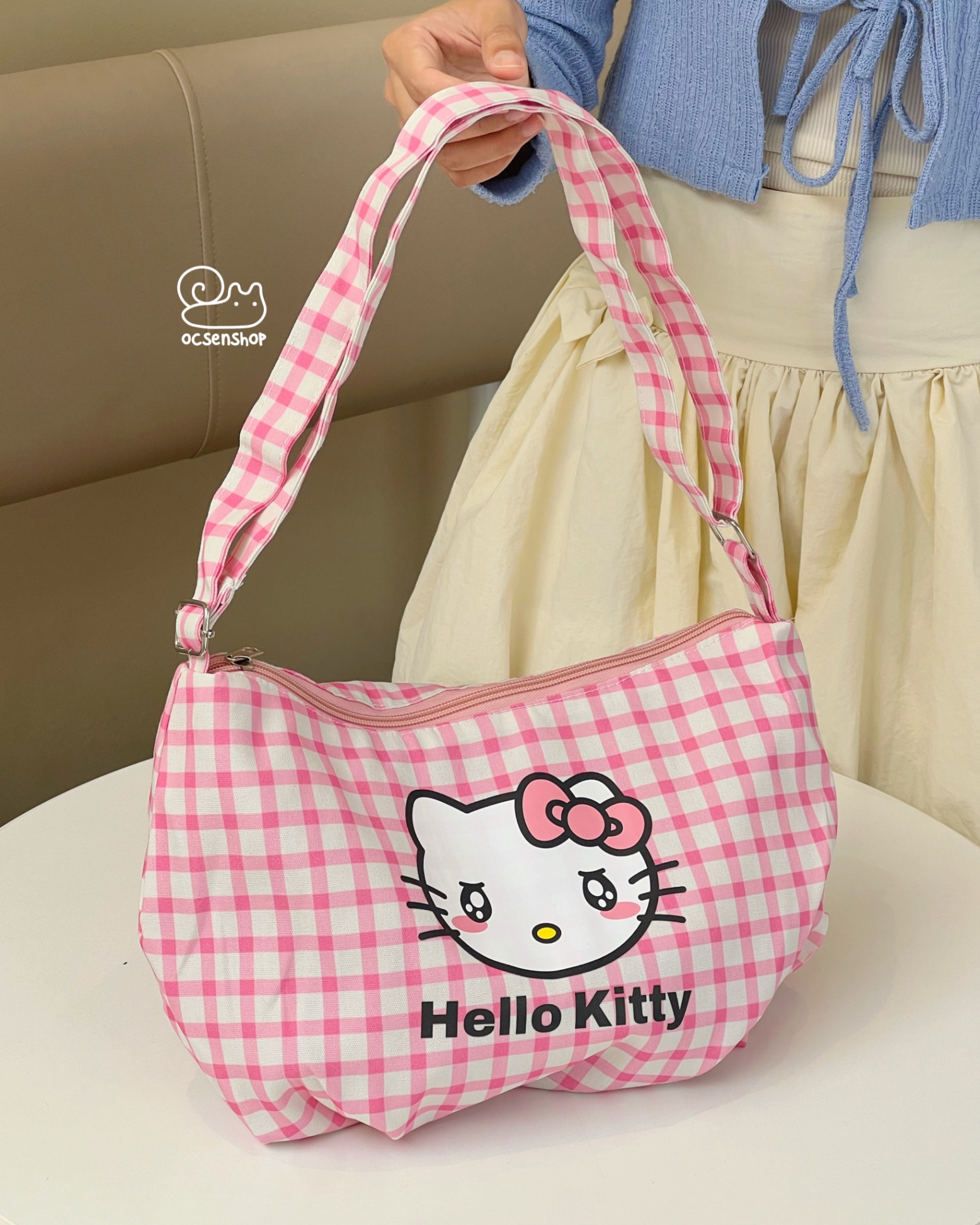 Túi đeo chéo Hello Kitty kẻ ô