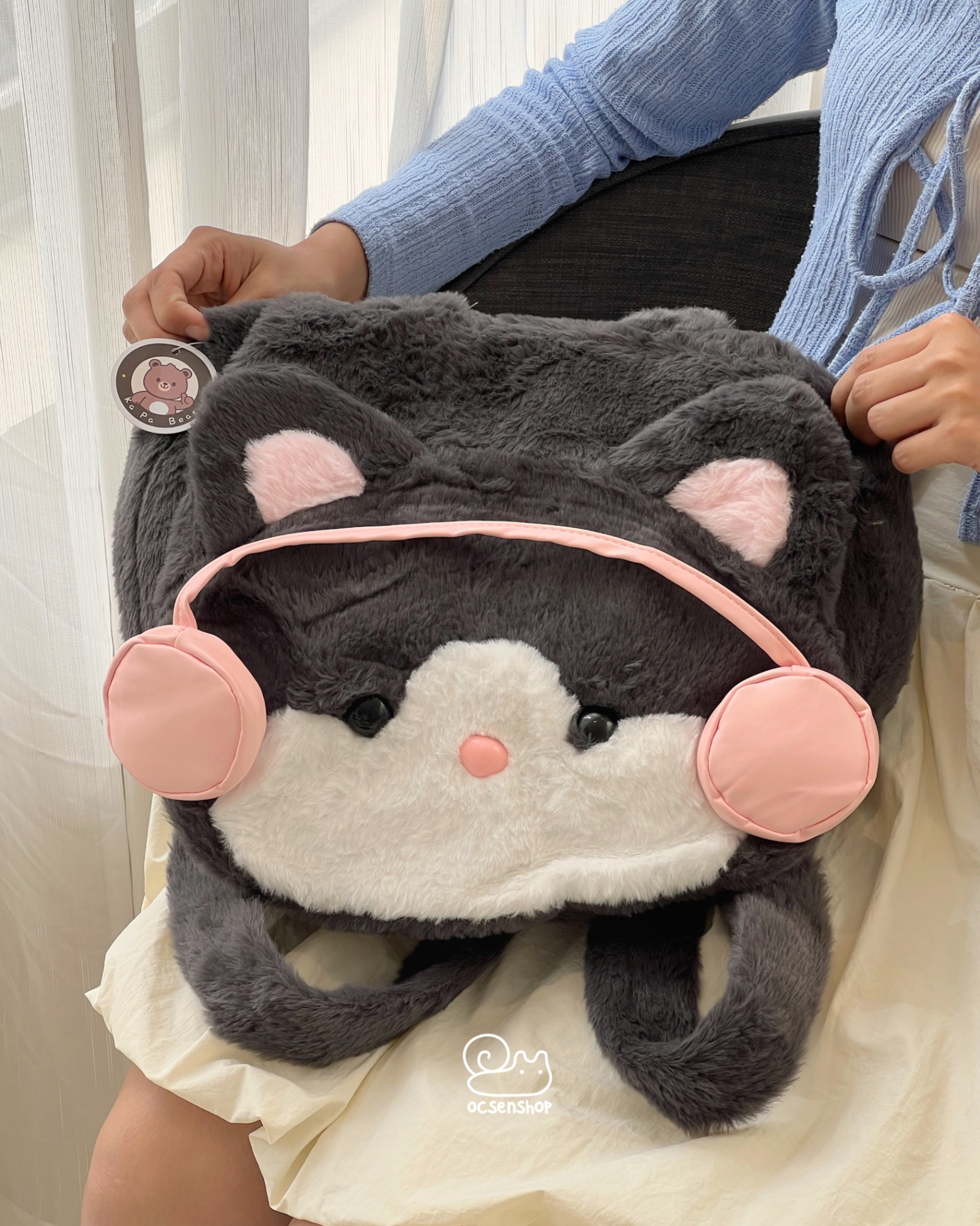 Balo bông Mèo đeo tai nghe