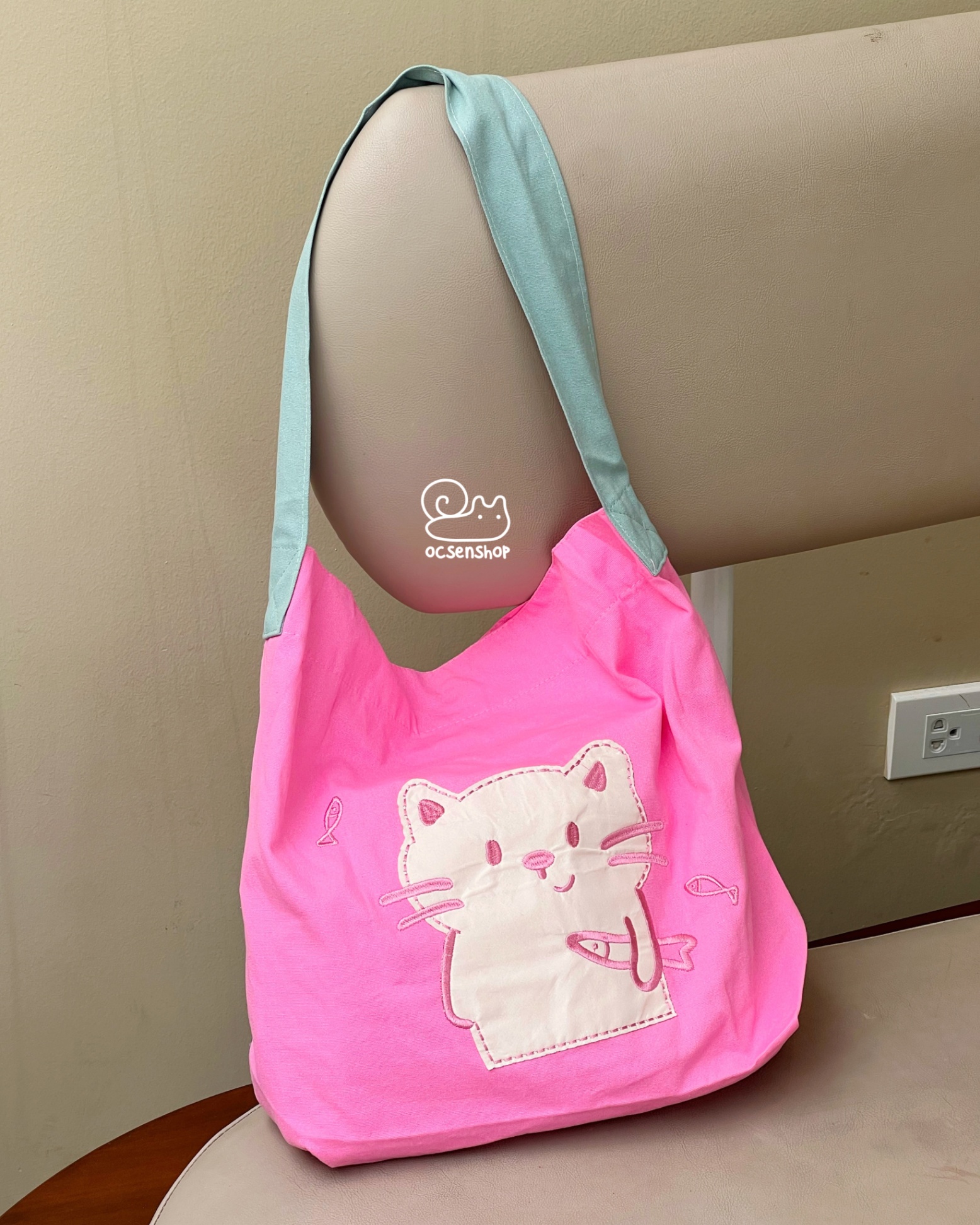 Totebag thêu hình mèo