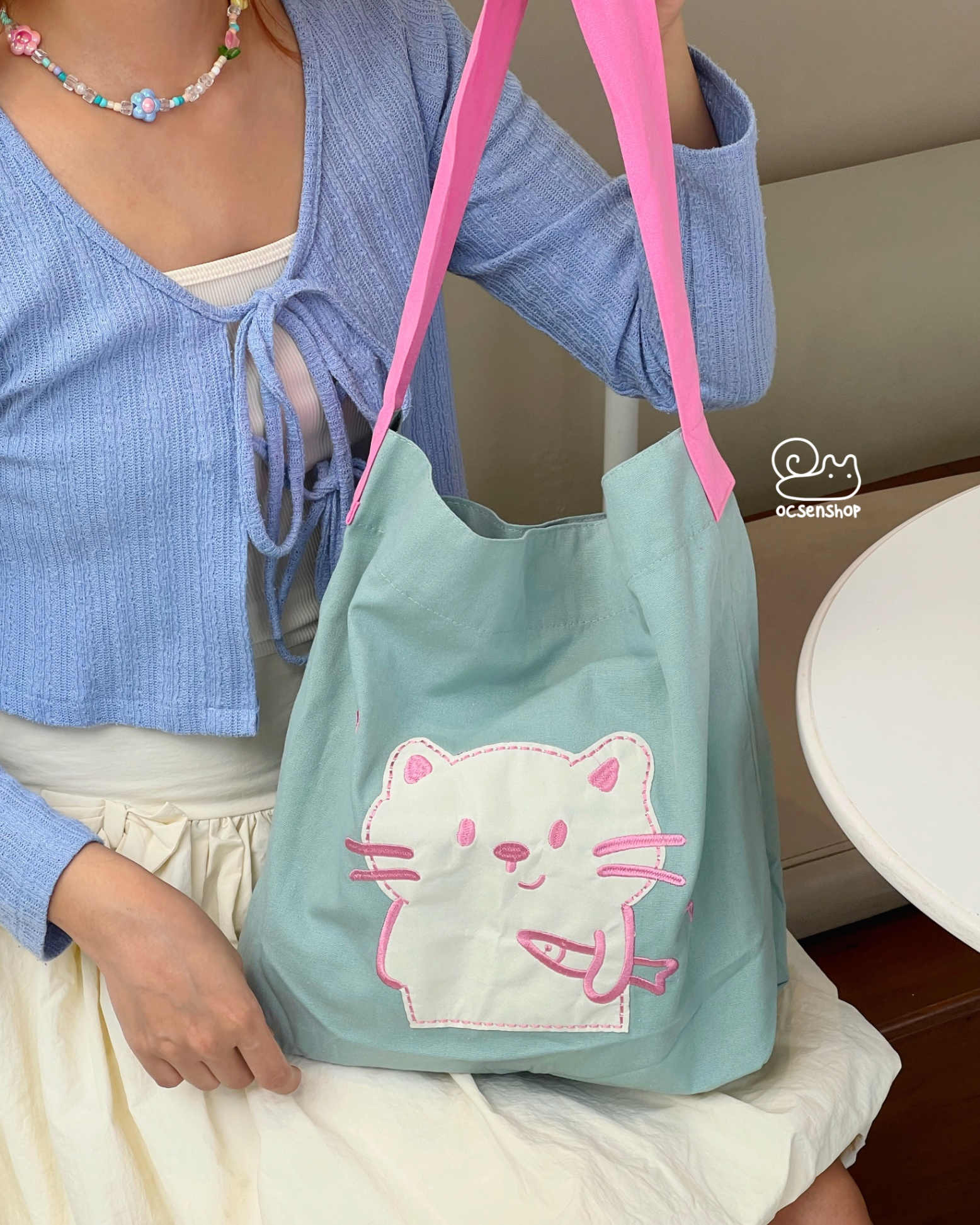 Totebag thêu hình mèo