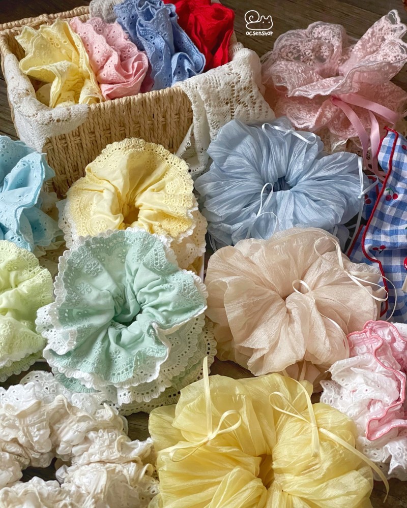 Scrunchie voan đính nơ ruy băng