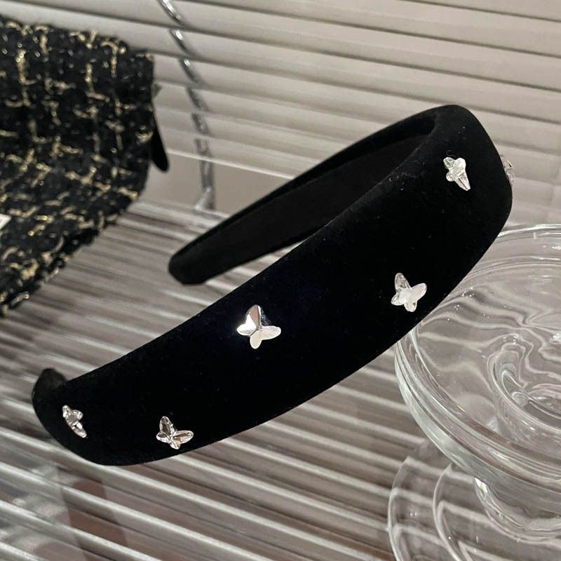 Bờm vải đen đính đá butterfly