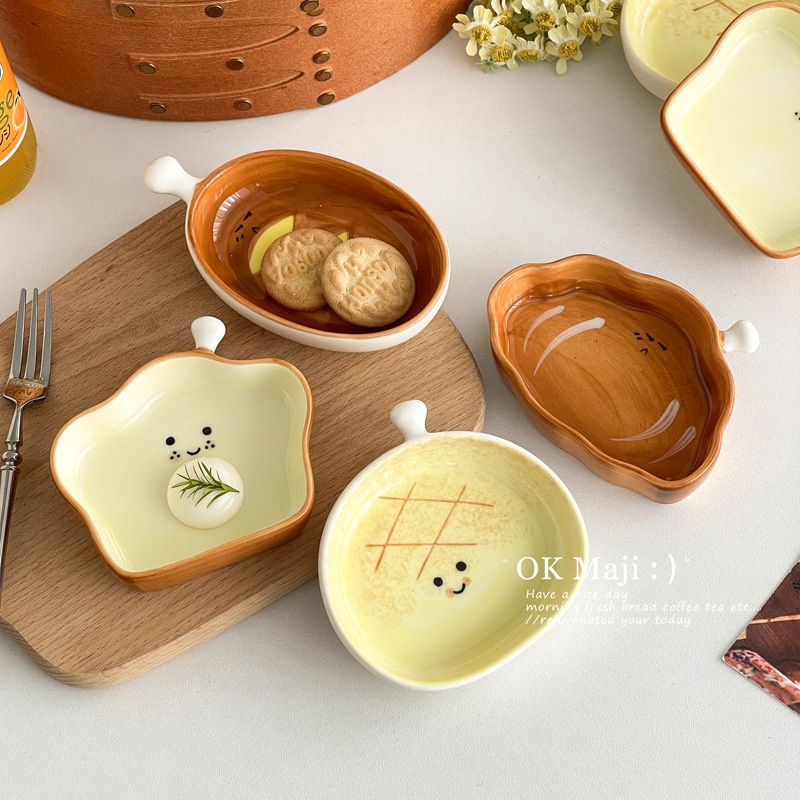 Đĩa sứ đựng gia vị hình bánh Ok Maji