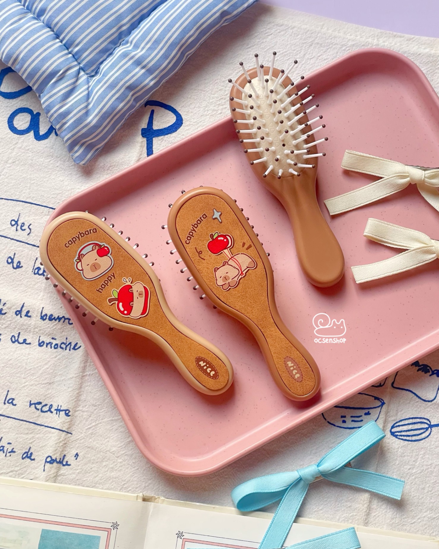 Lược massage Capybara nice