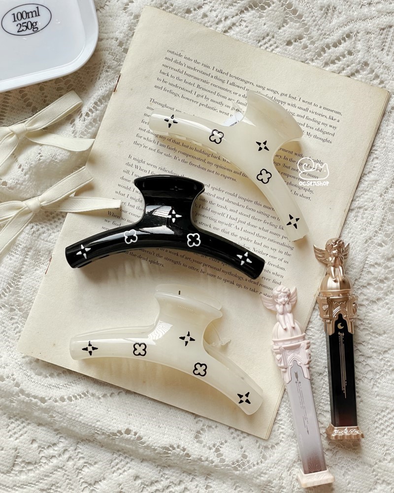 Kẹp càng cua vòng cung họa tiết (12,5cm)