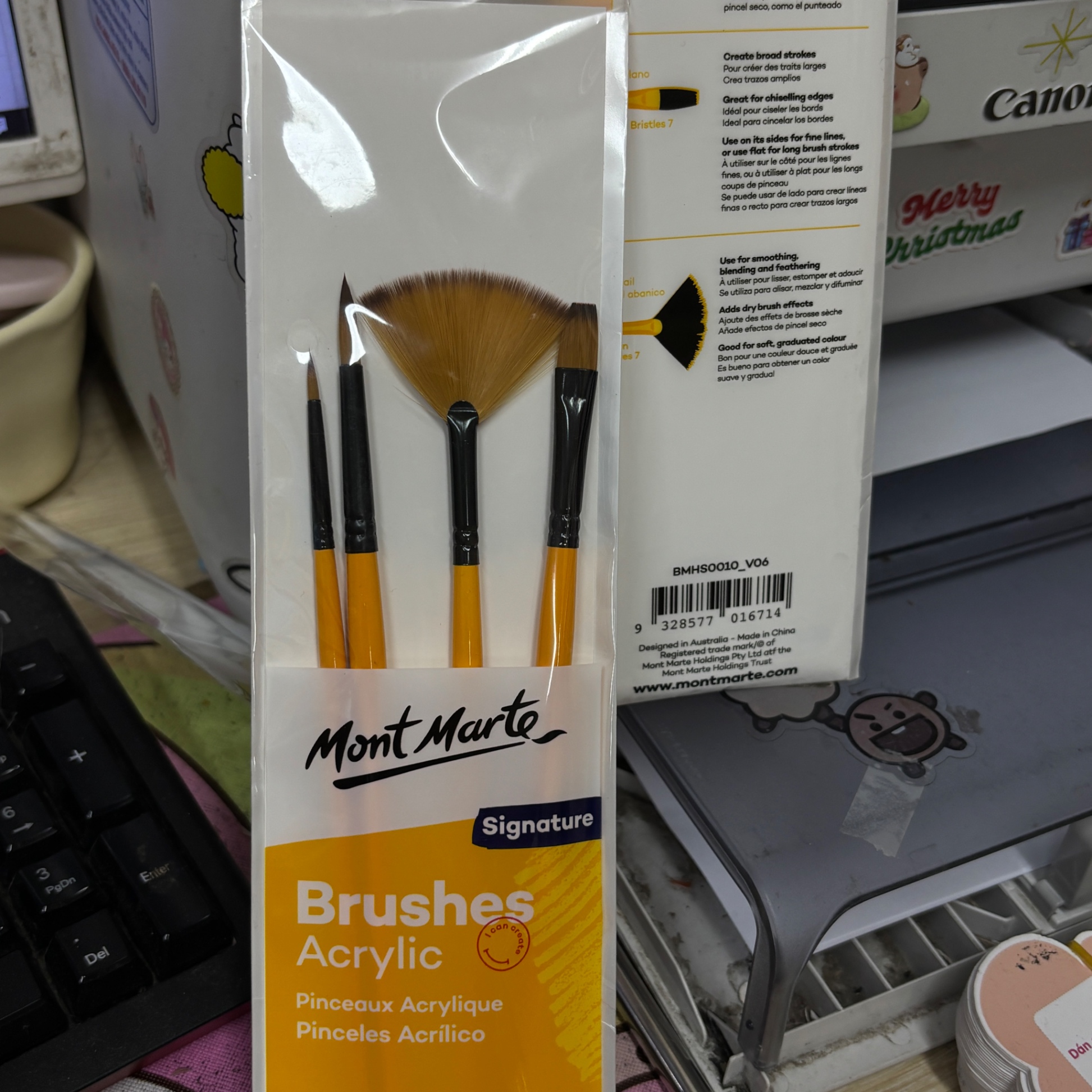 Bộ 4 cọ vẽ màu Acrylic Mont Marte