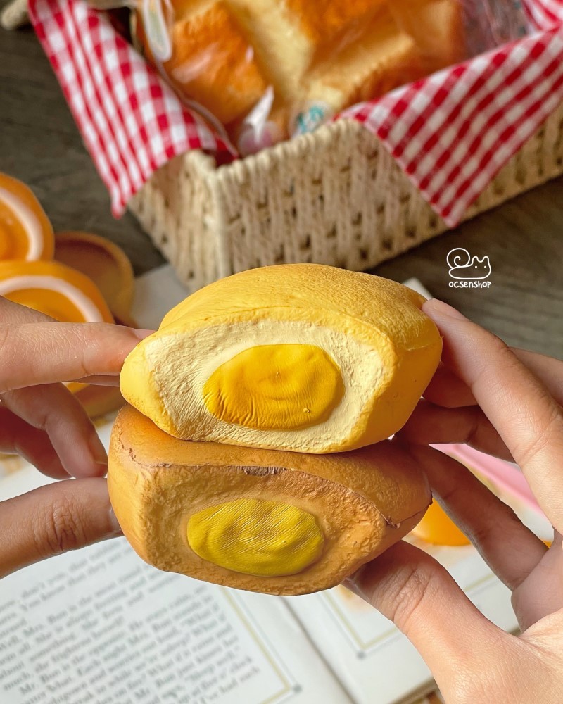Squishy bánh Custas