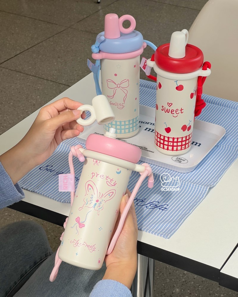 Bình giữ nhiệt 2 màu kèm dây đeo (600ml)