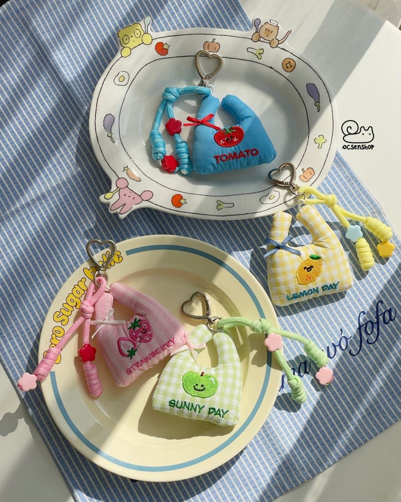 Móc khóa bông túi thêu trái cây (8cm)