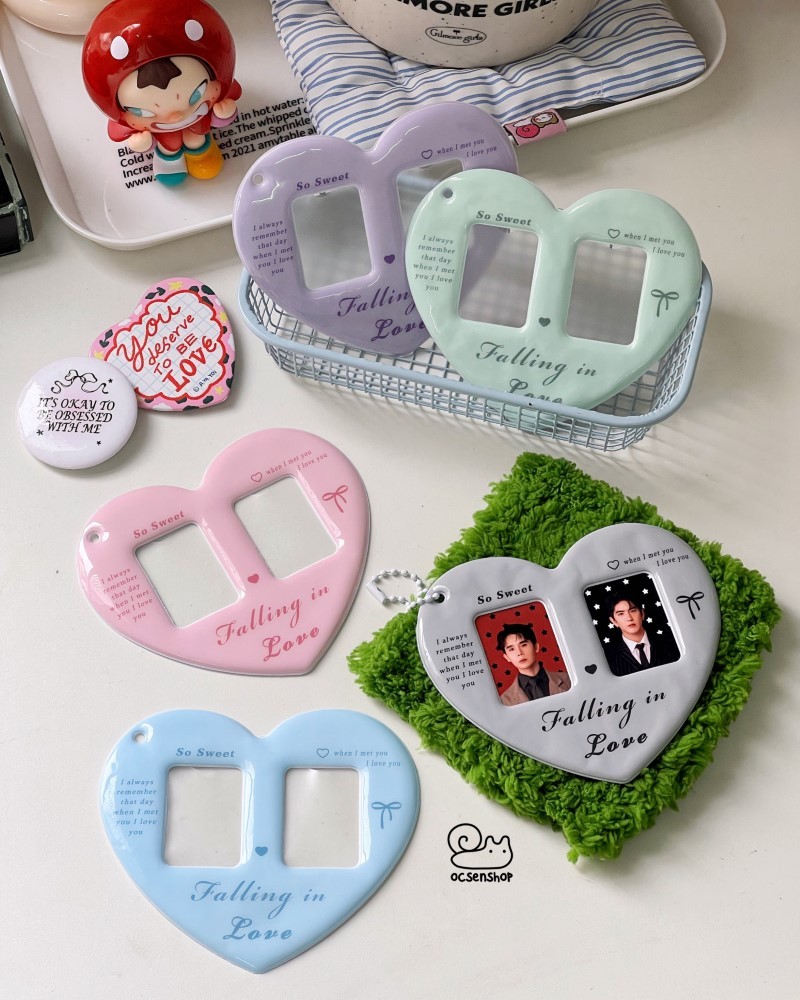 Card holder hình trái tim Falling in Love kèm móc