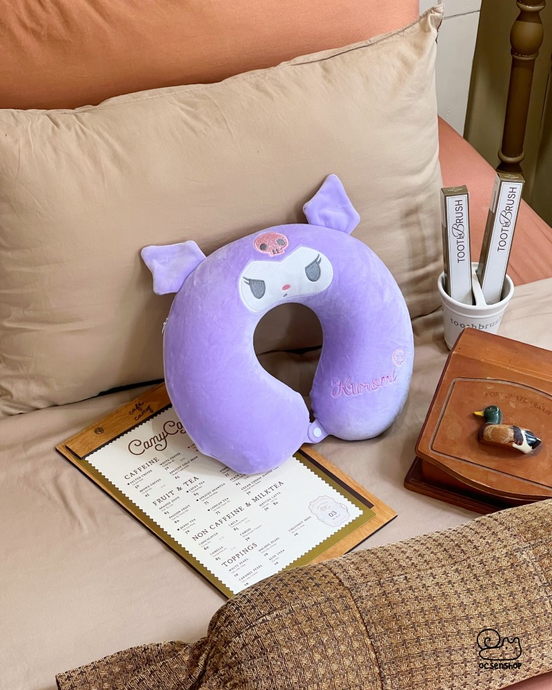 Gối kê cổ cúc bấm Sanrio