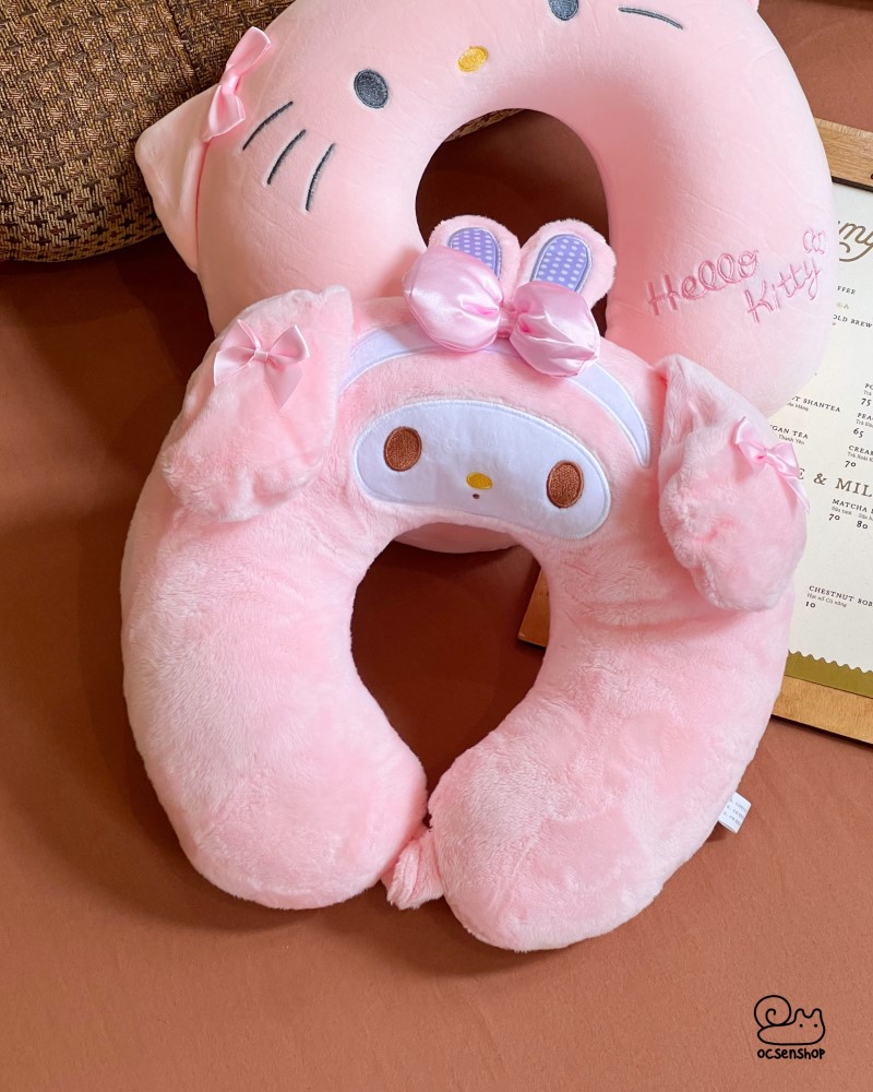 Gối kê cổ cúc bấm Sanrio