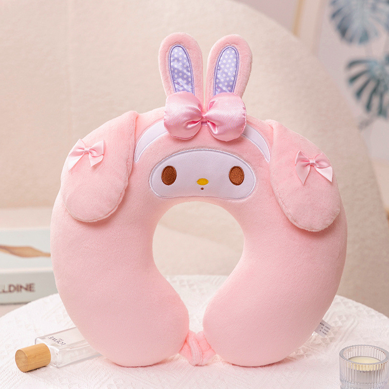 Gối kê cổ cúc bấm Sanrio