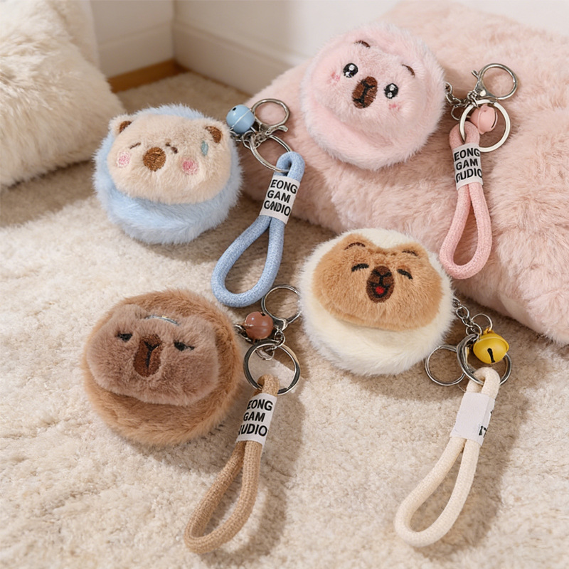 Gương bọc bông tròn Capybara kèm móc