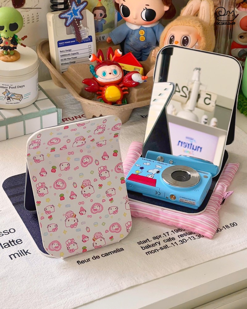 Gương gập bọc da Hello Kitty (10,5x16cm)