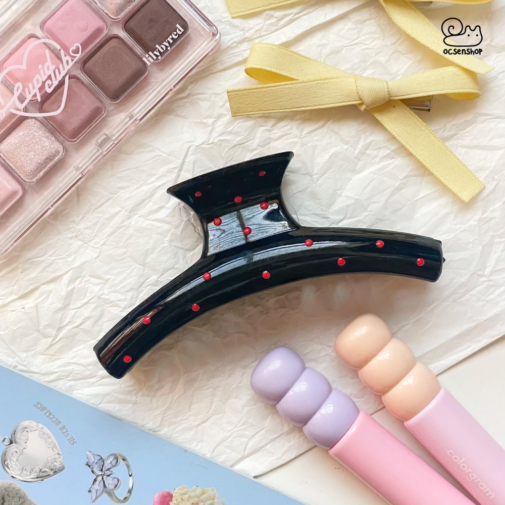 Kẹp càng cua chấm bi đỏ (11cm)