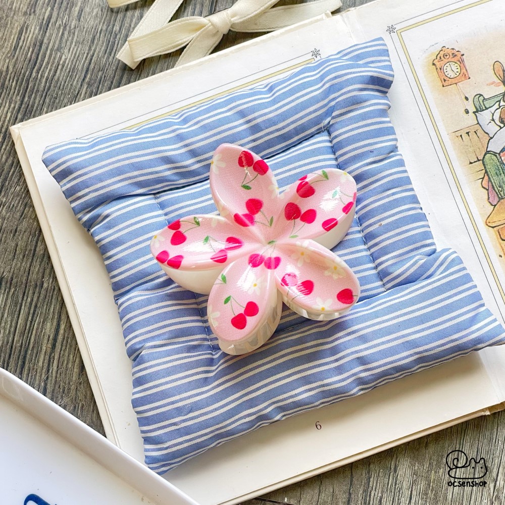 Kẹp càng cua hoa sứ họa tiết (8,5cm)