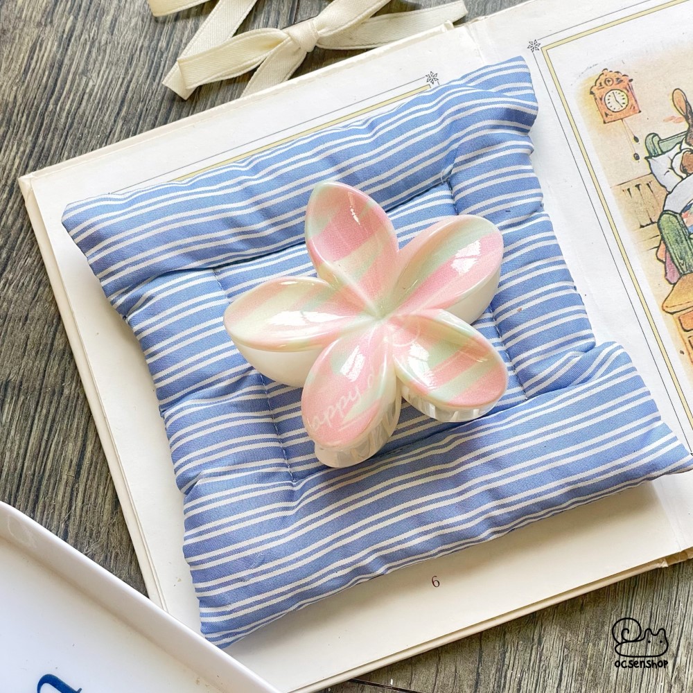 Kẹp càng cua hoa sứ họa tiết (8,5cm)