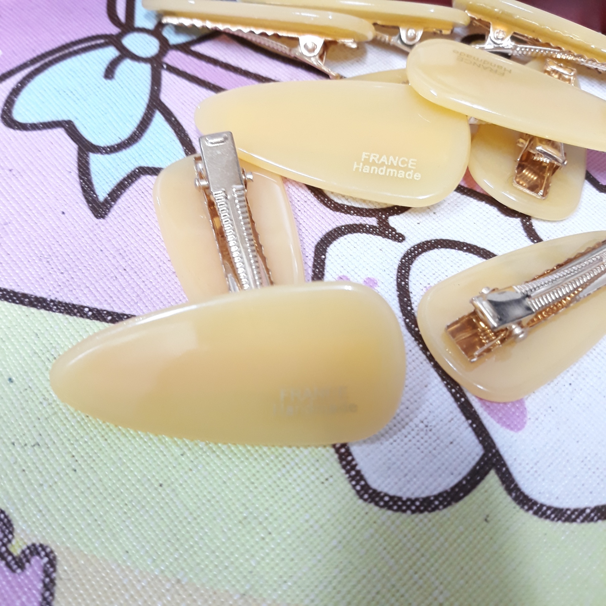 Kẹp tóc nhỏ tam giác (6cm)