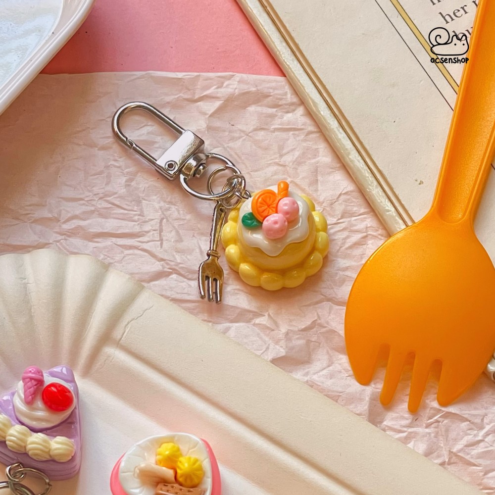 Móc đa năng Bánh ngọt kèm dĩa