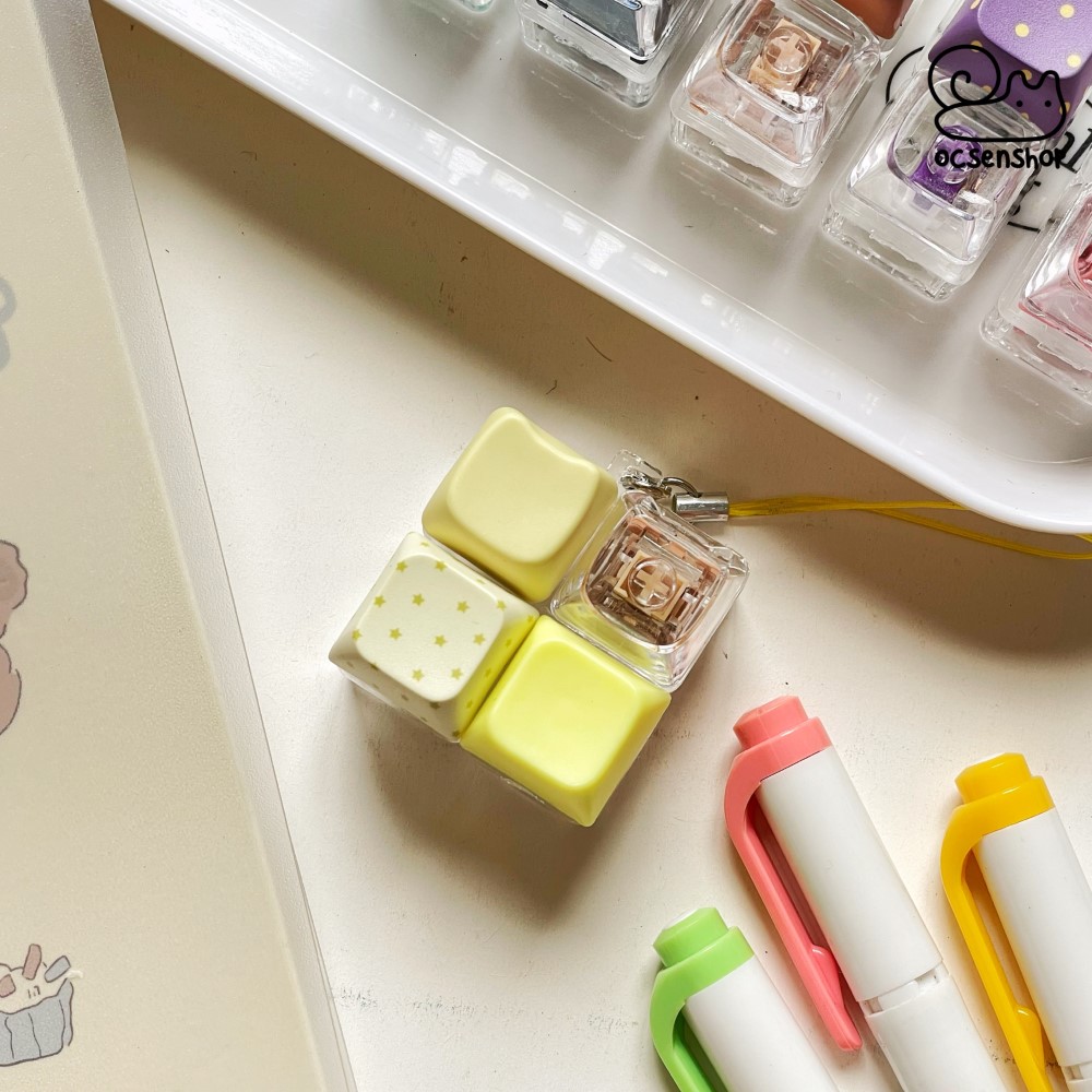Móc khóa Keycap chấm họa tiết (4 phím)