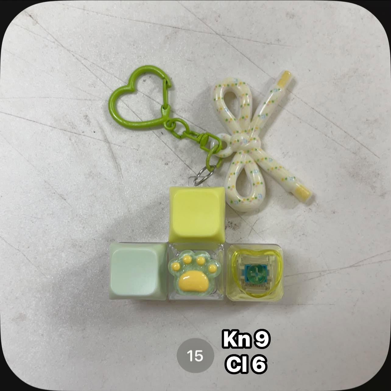 Móc khóa Keycap kèm charm nơ (4 phím)