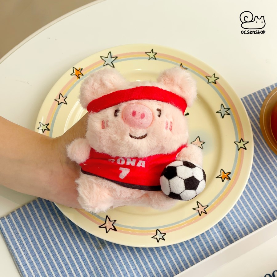 Móc khóa bông Heo thể thao (11cm)