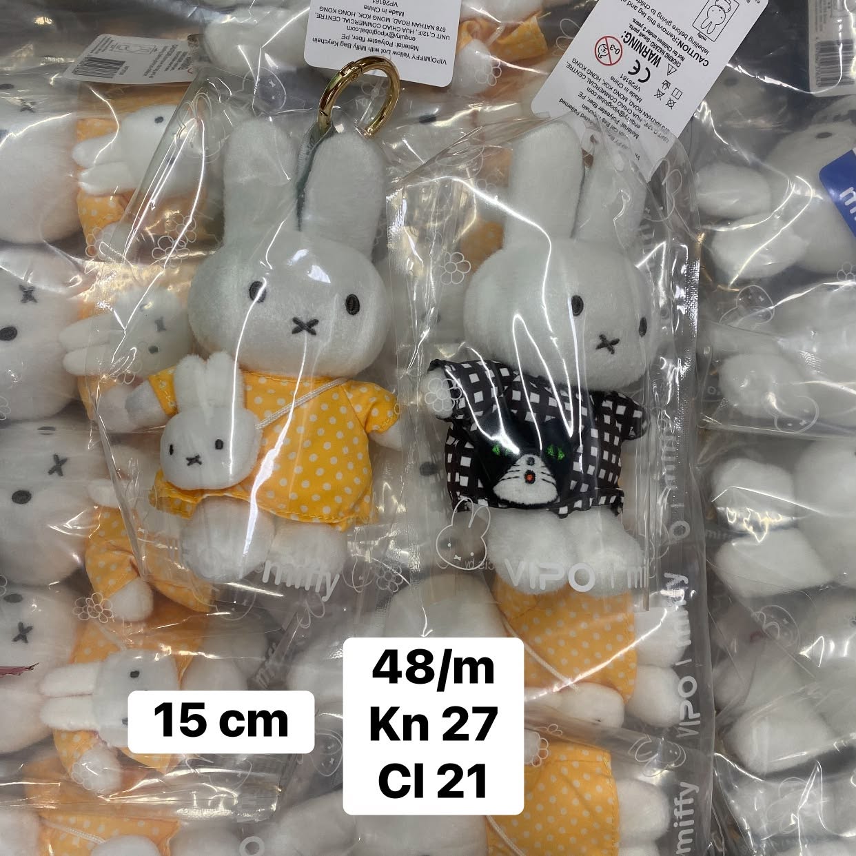 Móc khóa bông Miffy đeo túi