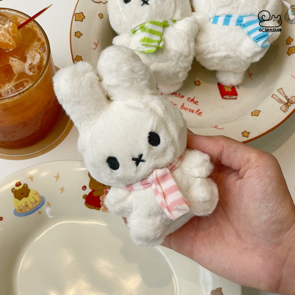 Móc khóa bông Miffy quàng khăn (11cm)