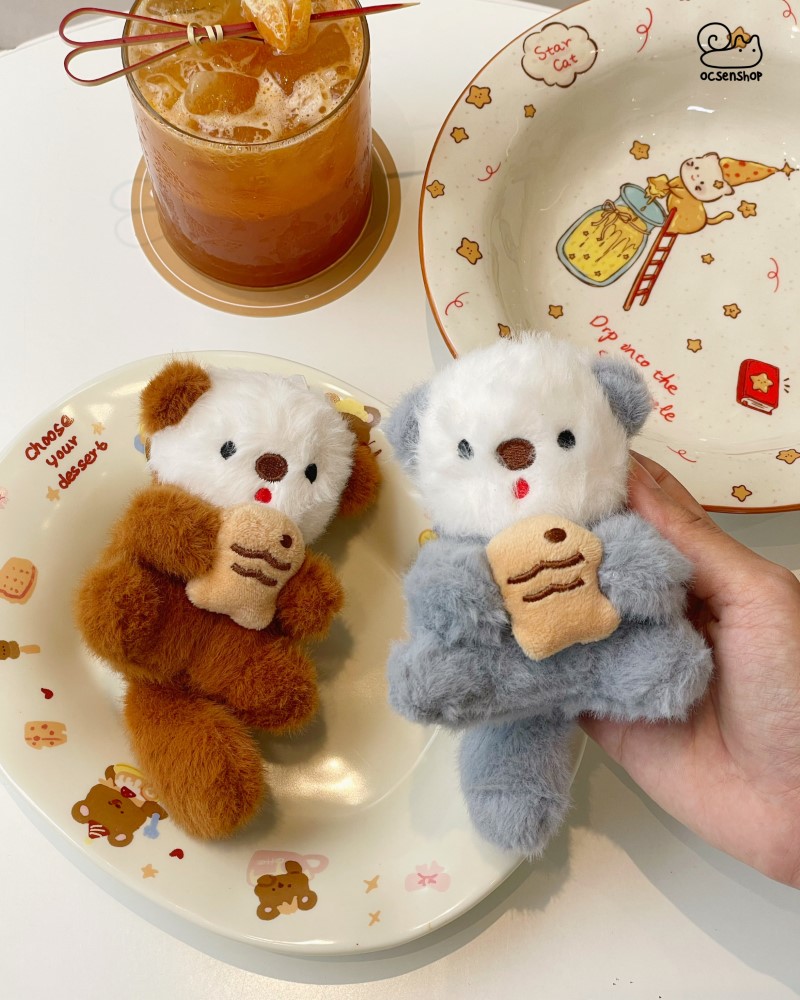 Móc khóa bông Rái cá ôm cá (15cm)