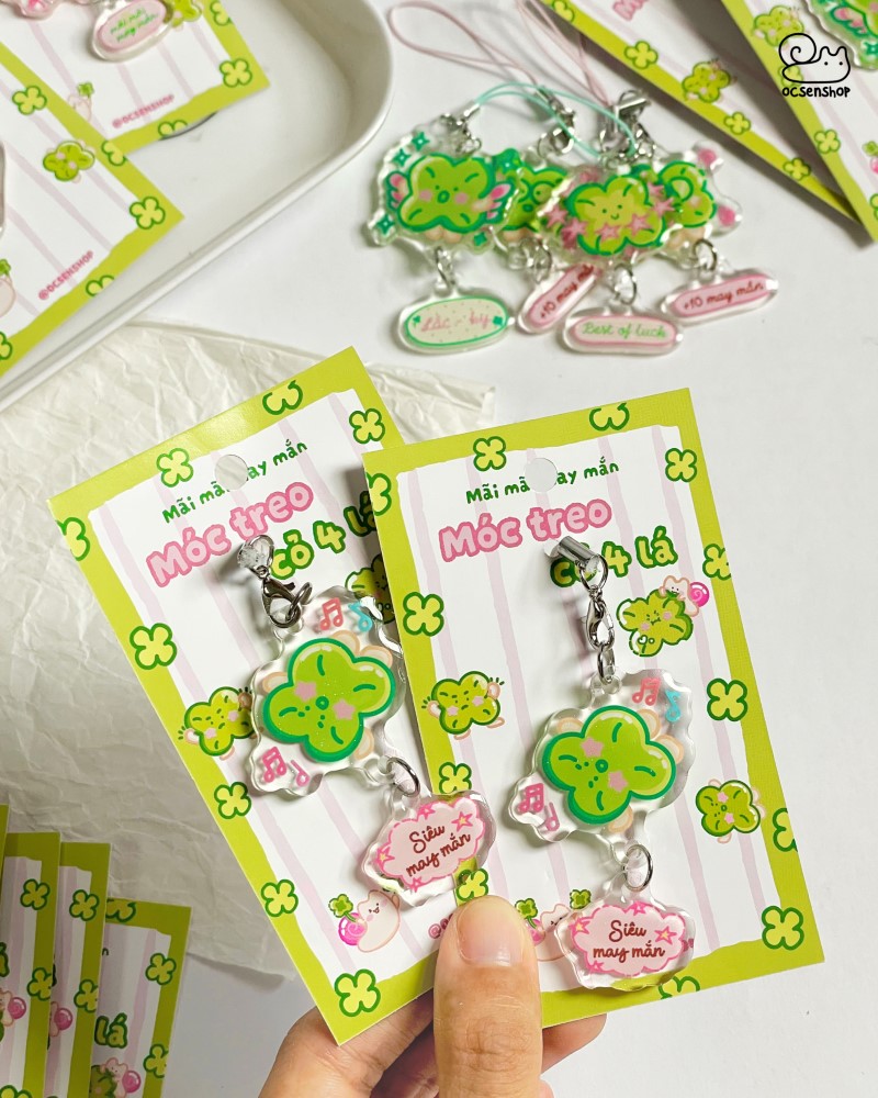 Móc treo cỏ 4 lá