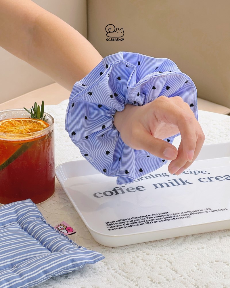 Scrunchie kẻ sọc nhiều trái tim (4 lớp)