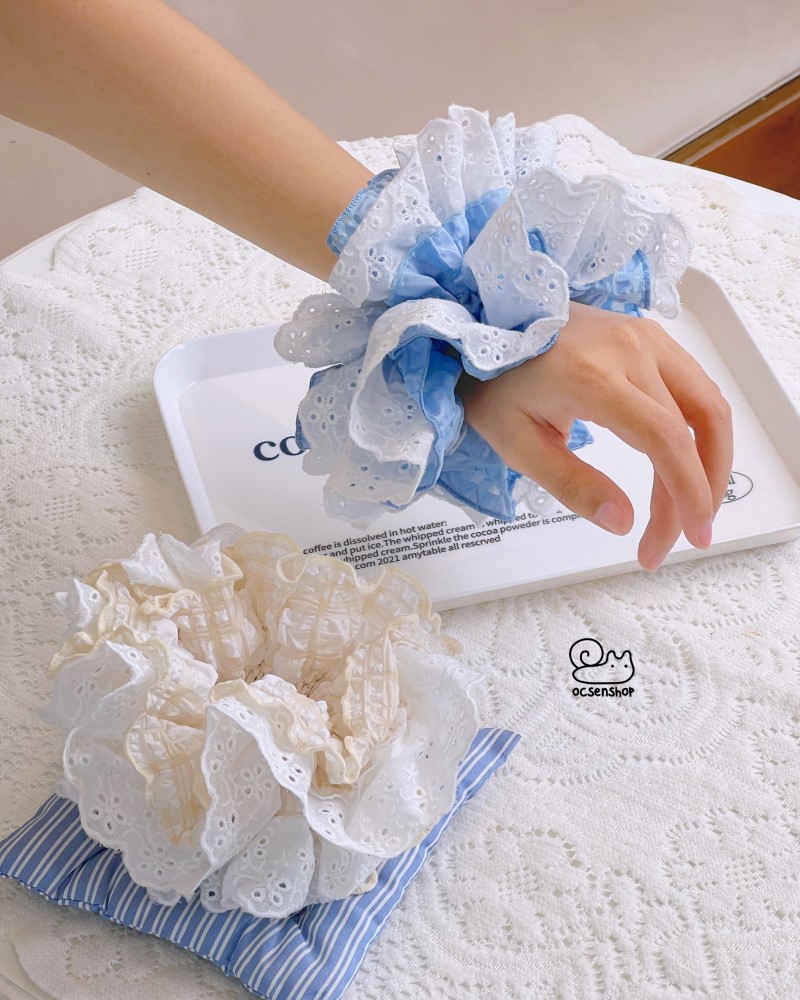 Scrunchie vải kẻ ô xốp kèm ren (4 lớp)