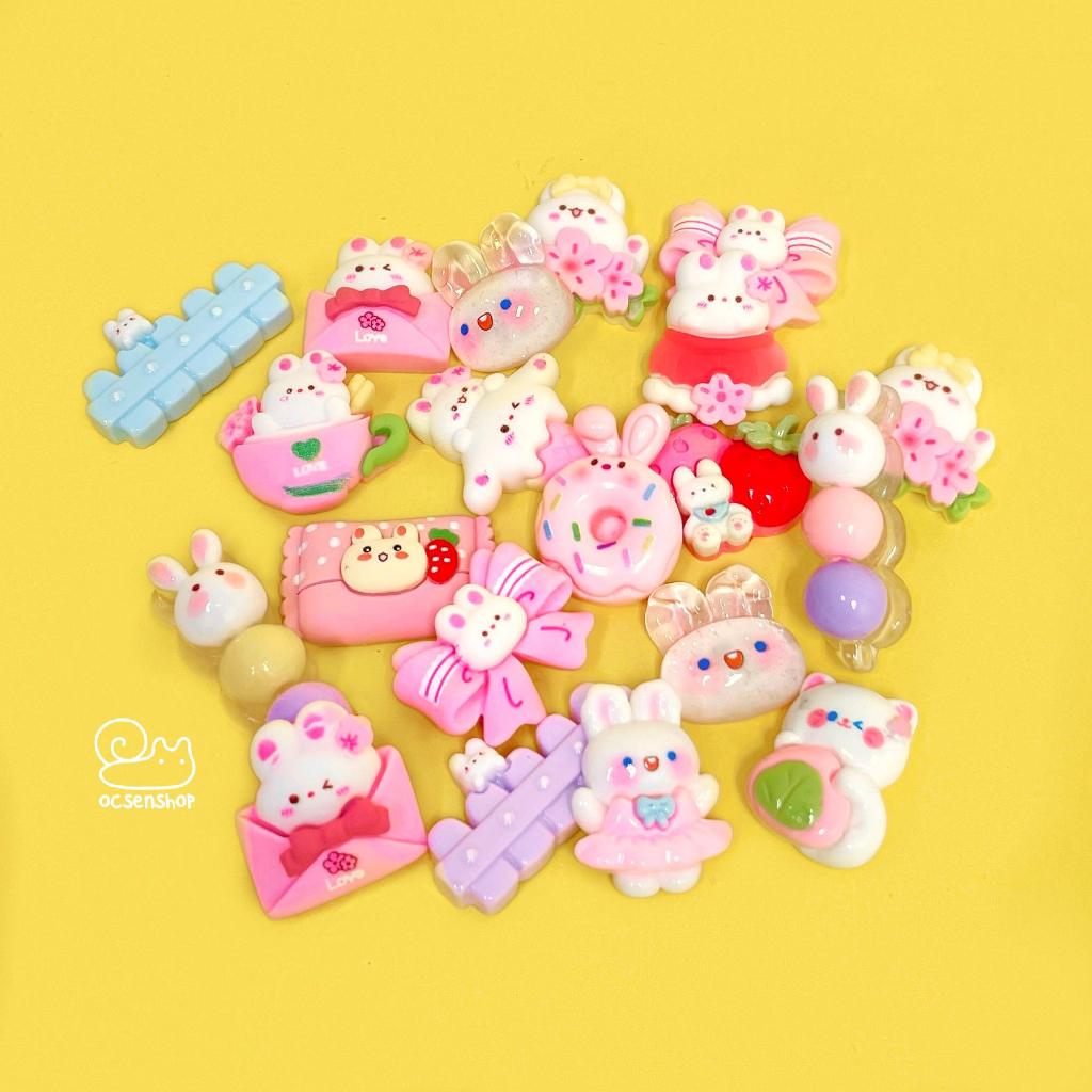 Set 10 charm nhựa