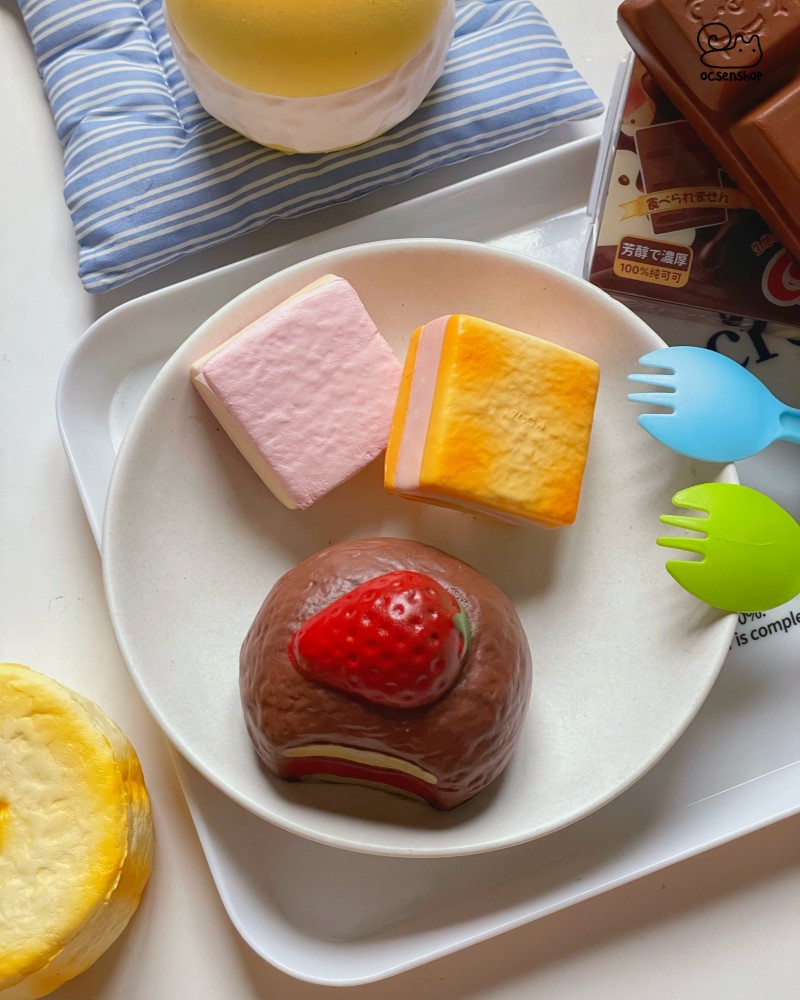Squishy Bánh kẹp kem