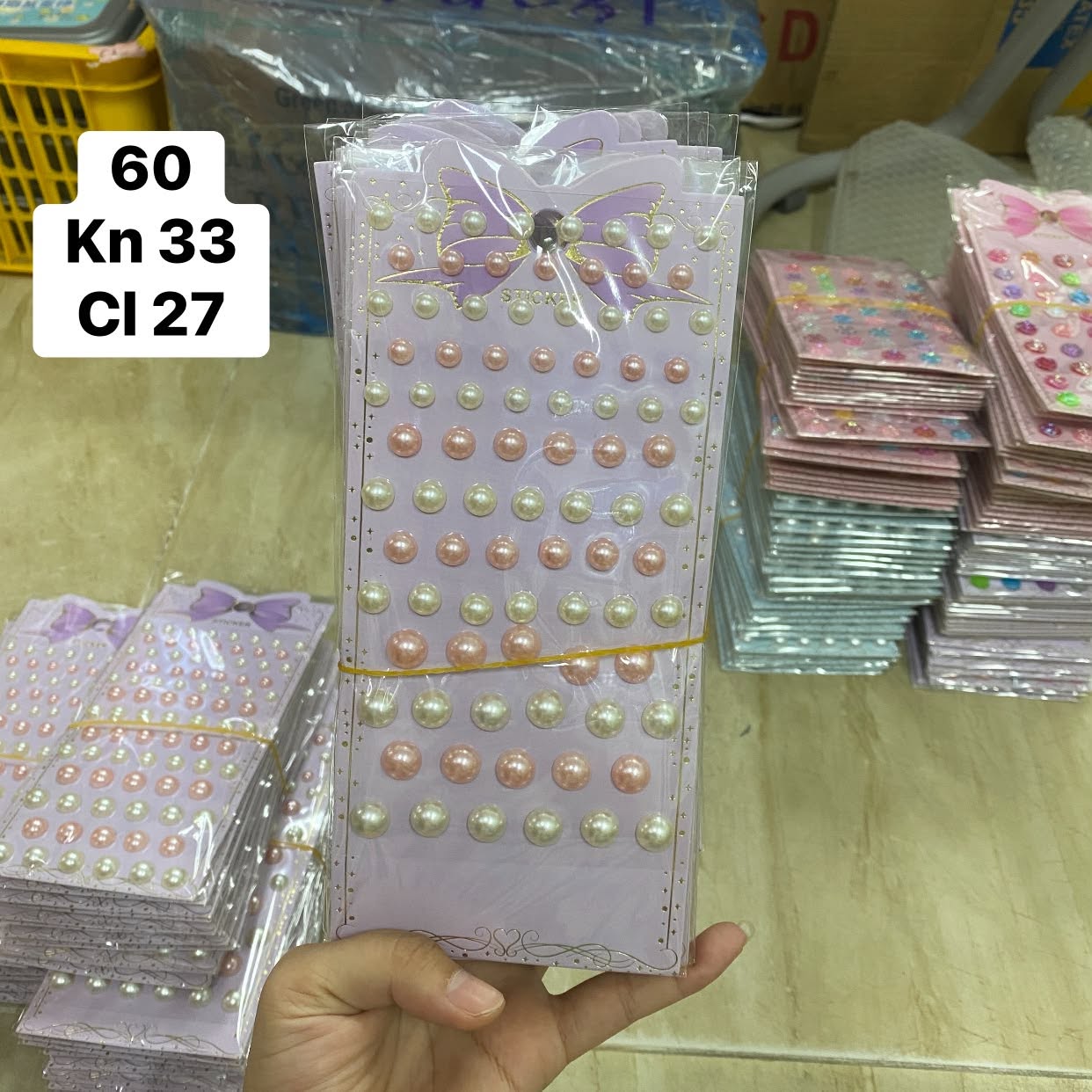 Sticker đá trang trí