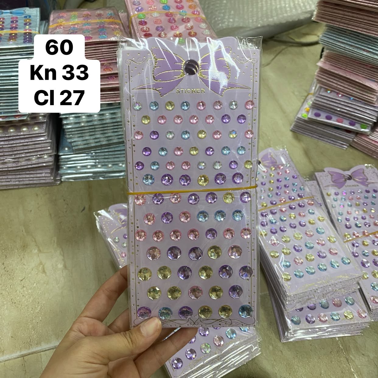 Sticker đá trang trí