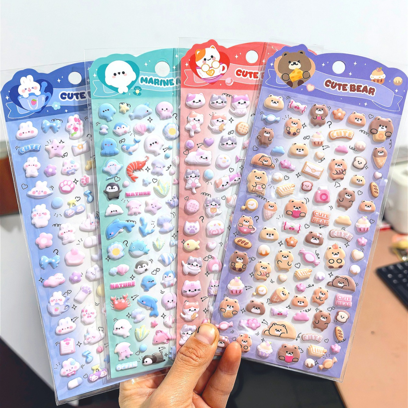 Sticker nổi Động vật (9x18cm)
