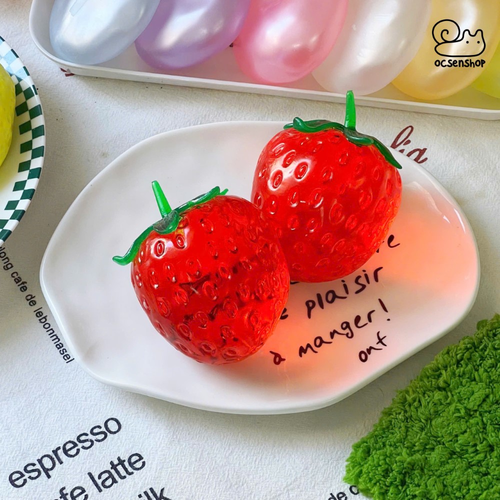 Stress ball vaseline Dâu tây (có hộp)