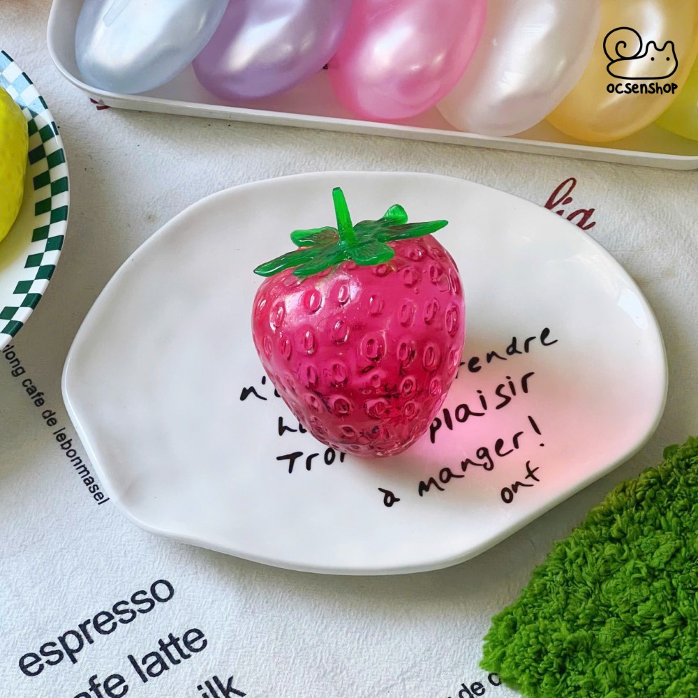 Stress ball vaseline Dâu tây (có hộp)