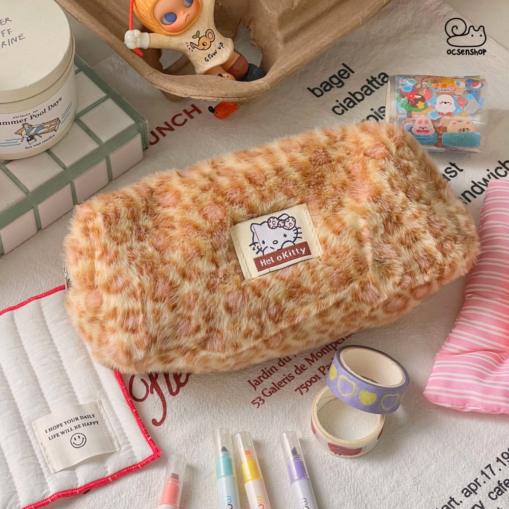 Túi bút bông da báo Hello Kitty