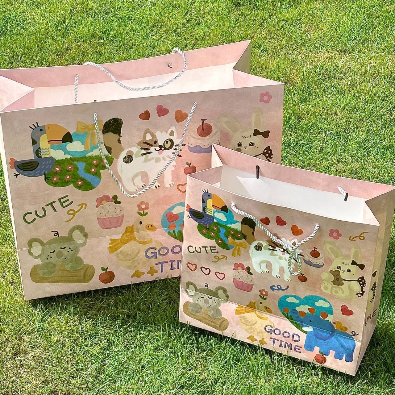 Túi quà Good time nền hồng